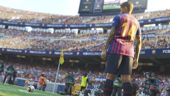 PRO EVOLUTION SOCCER 2019 screenshot 1